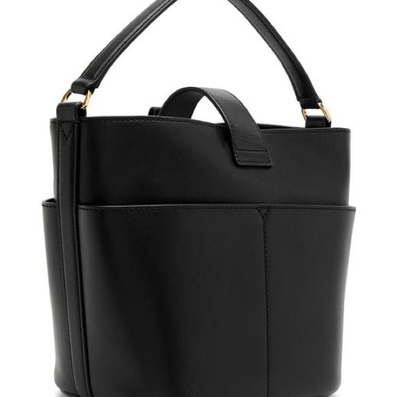 The Crest Lock Leather Bucket Bag
Veronica Beard - Picture 4 of 11